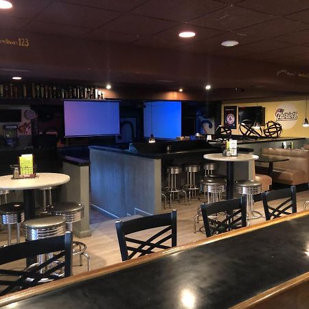 Shiretown Inn & Suites Houlton Bagian luar foto